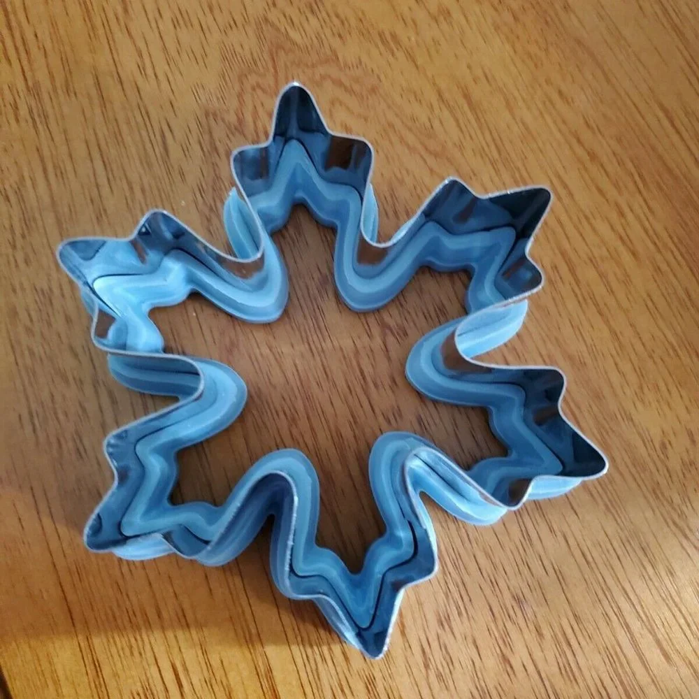Wilton blue snowflake cookie cutter